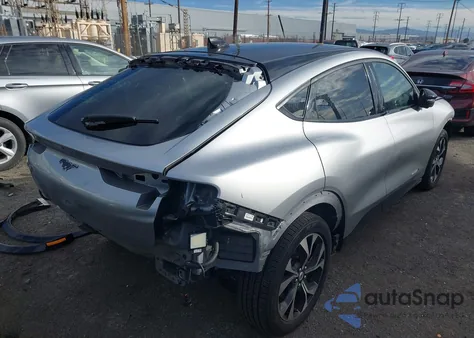 2021 Ford Mustang Mach-E Premium z USA, uszkodzony, nr VIN 3FMTK3R78MMA56291